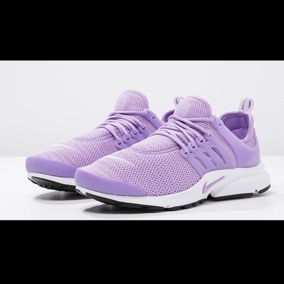 lavender tennis shoes